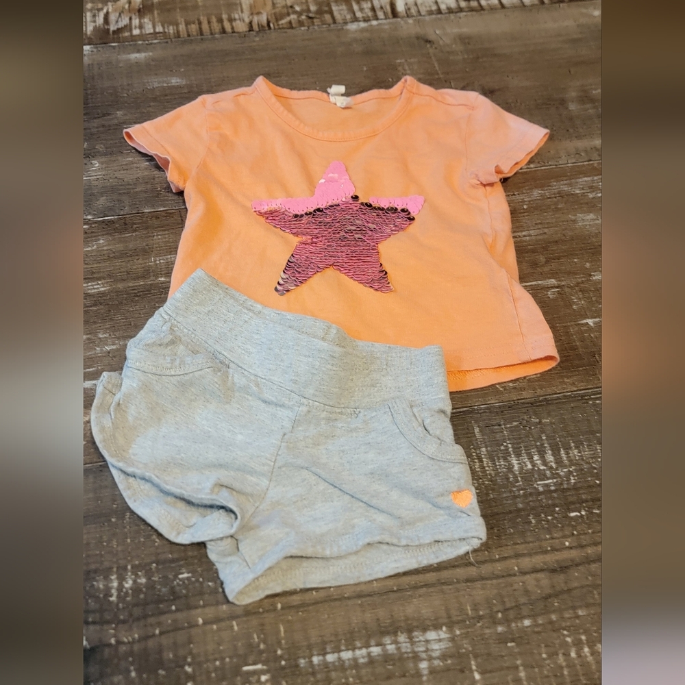 Orange Star Tee and Gray Shorts Set